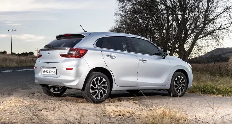 Baleno exterior — Eagle Suzuki