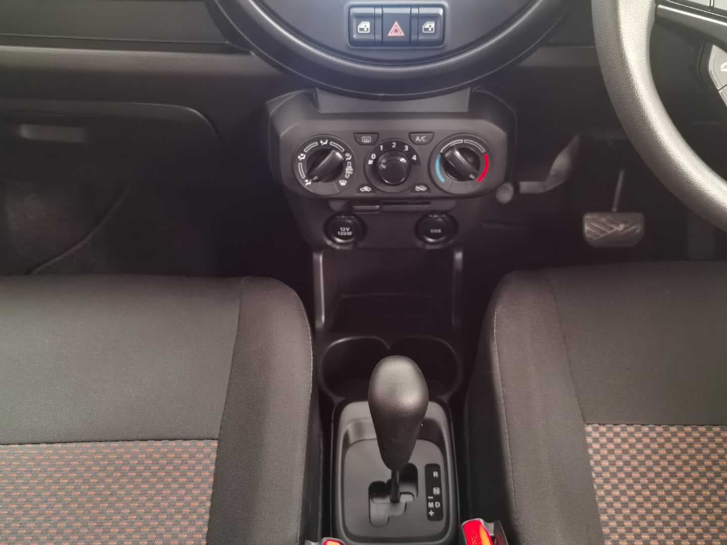 SUZUKI S-PRESSO 1.0 GL+ AMT image 15