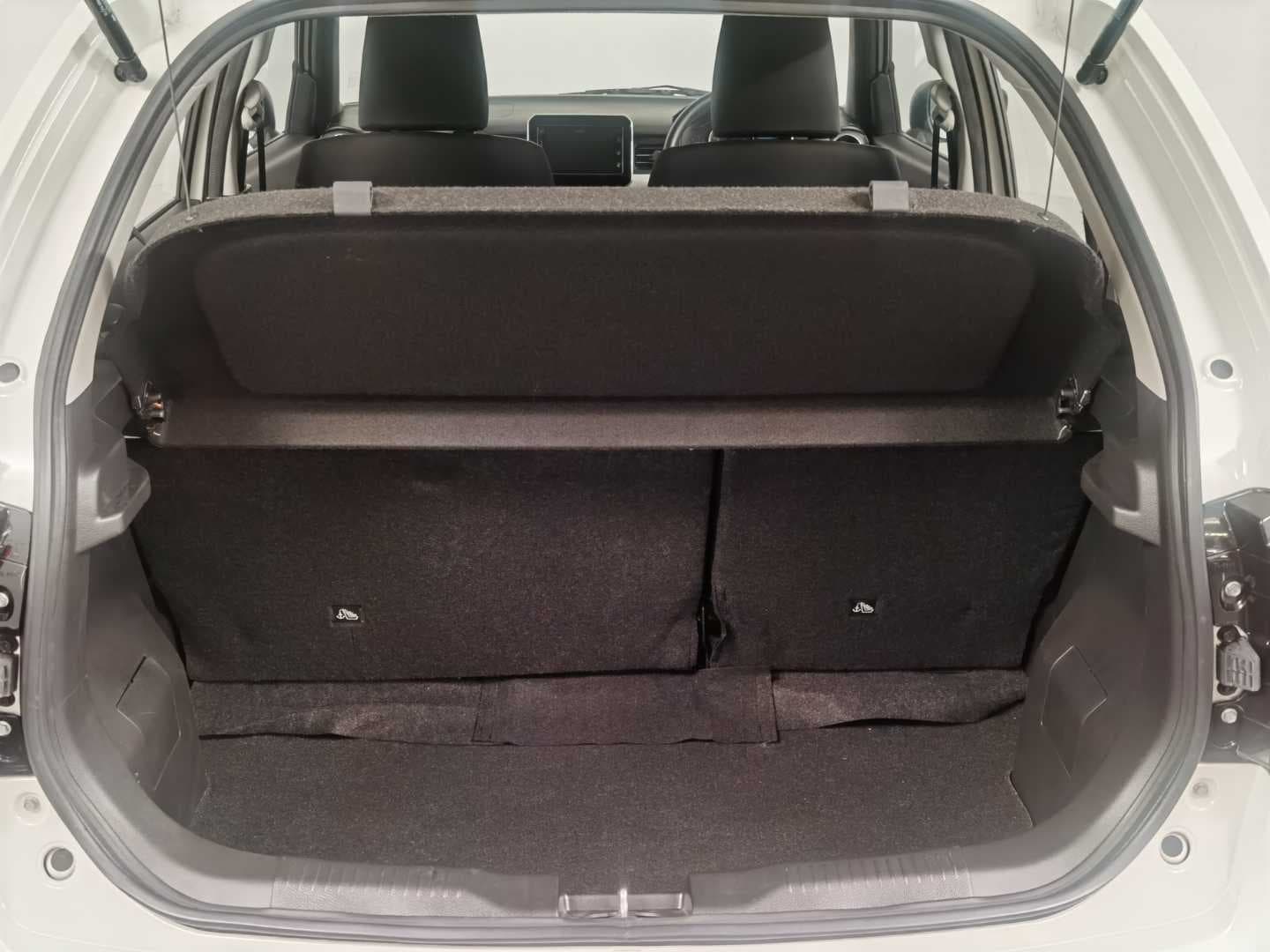 SUZUKI IGNIS 1.2 GLX image 5