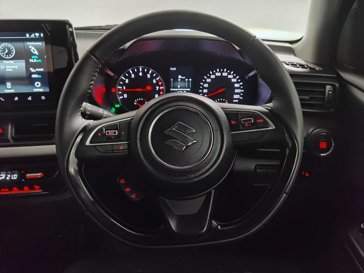 SUZUKI SWIFT 1.2 GLX image 13