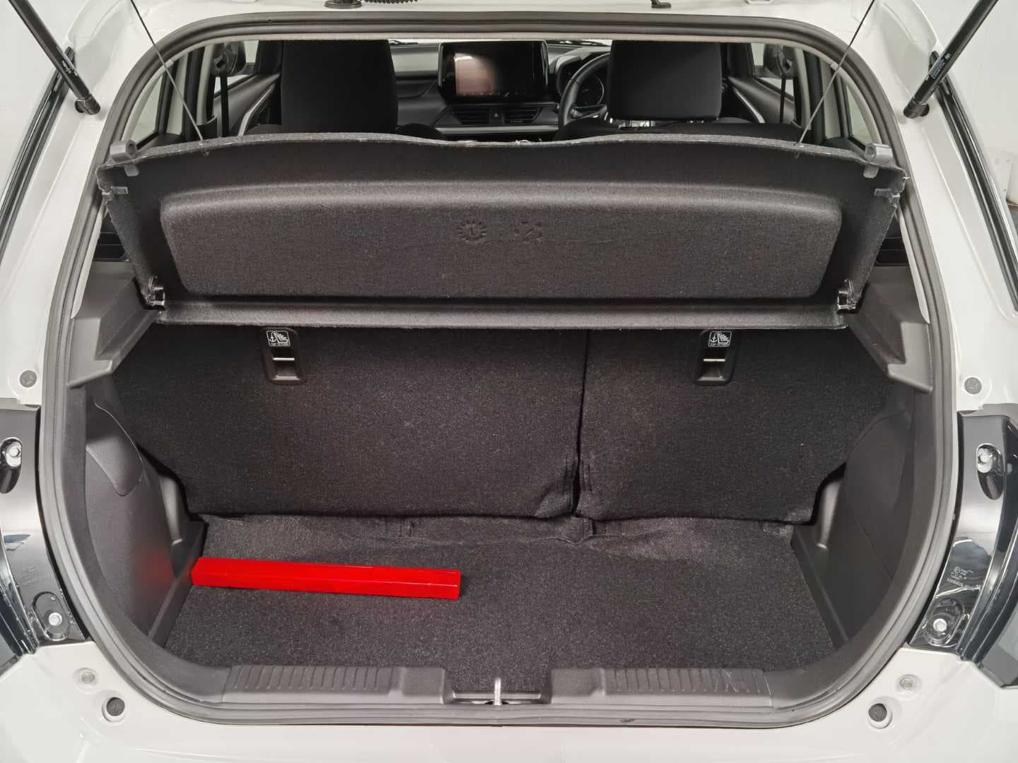 SUZUKI SWIFT 1.2 GLX image 7