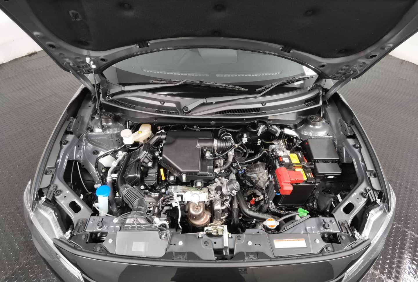 SUZUKI DZIRE 1.2 GL+ CVT image 4