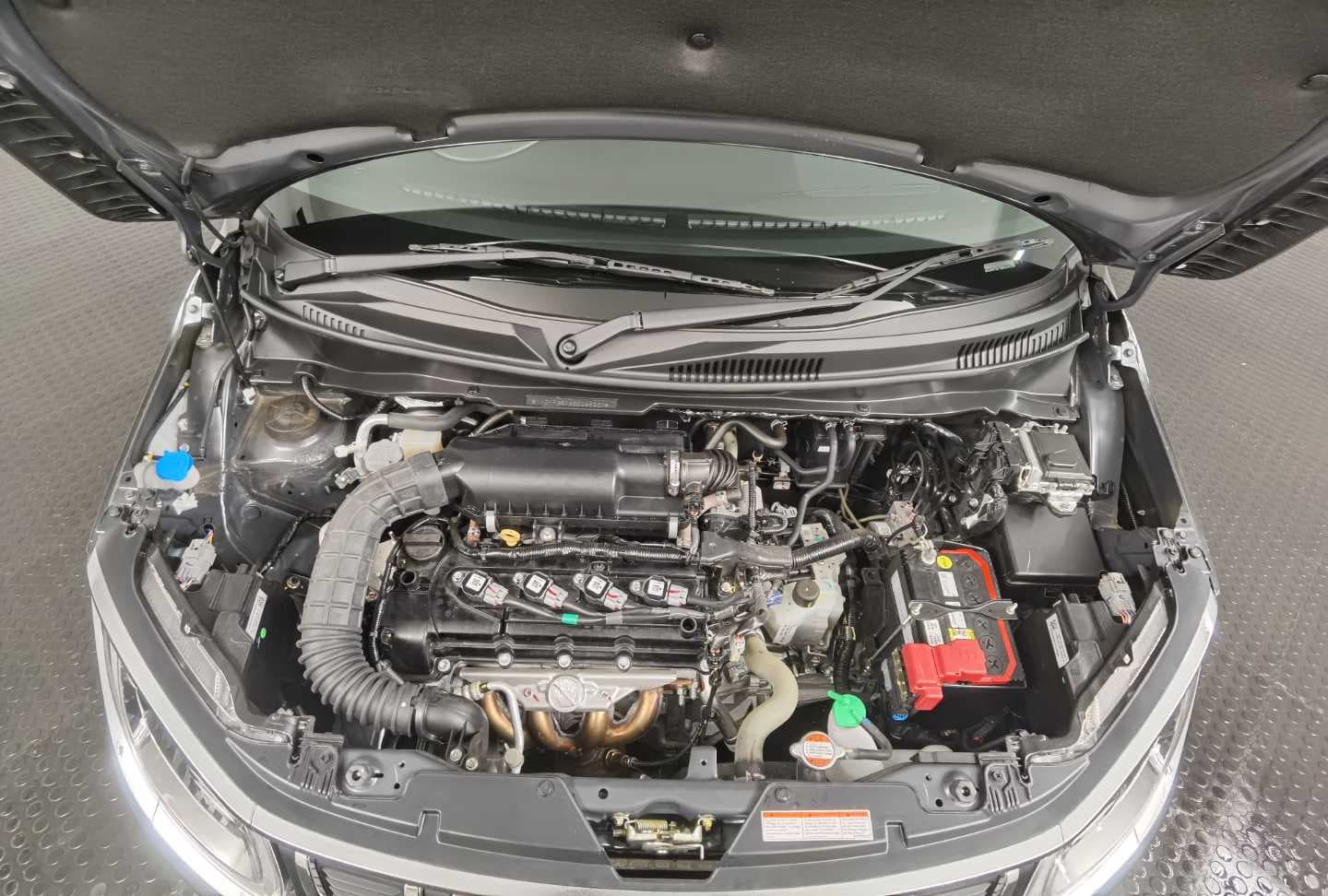 SUZUKI IGNIS 1.2 GLX A/T image 4