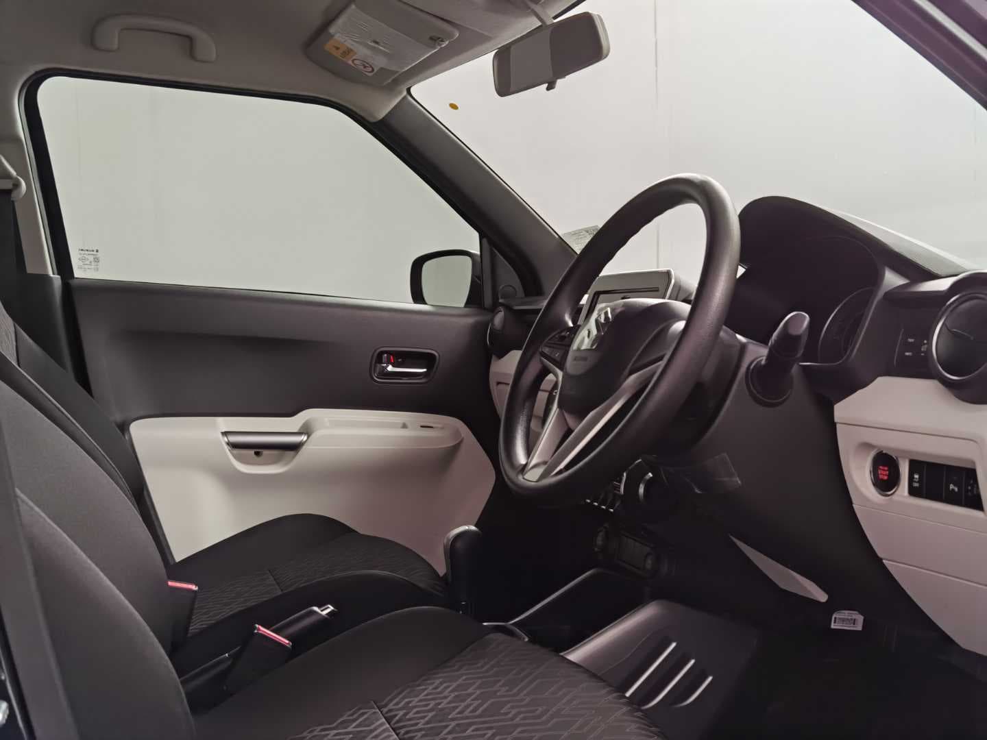 SUZUKI IGNIS 1.2 GLX A/T image 12