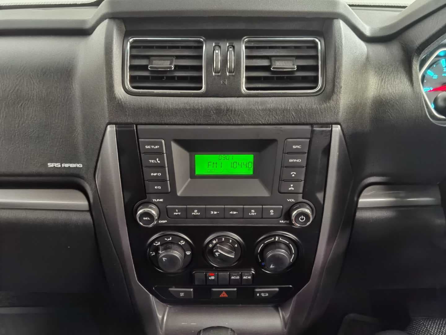 MAHINDRA PIK UP 2.2 mHAWK S6 4X4 P/U D/C image 13
