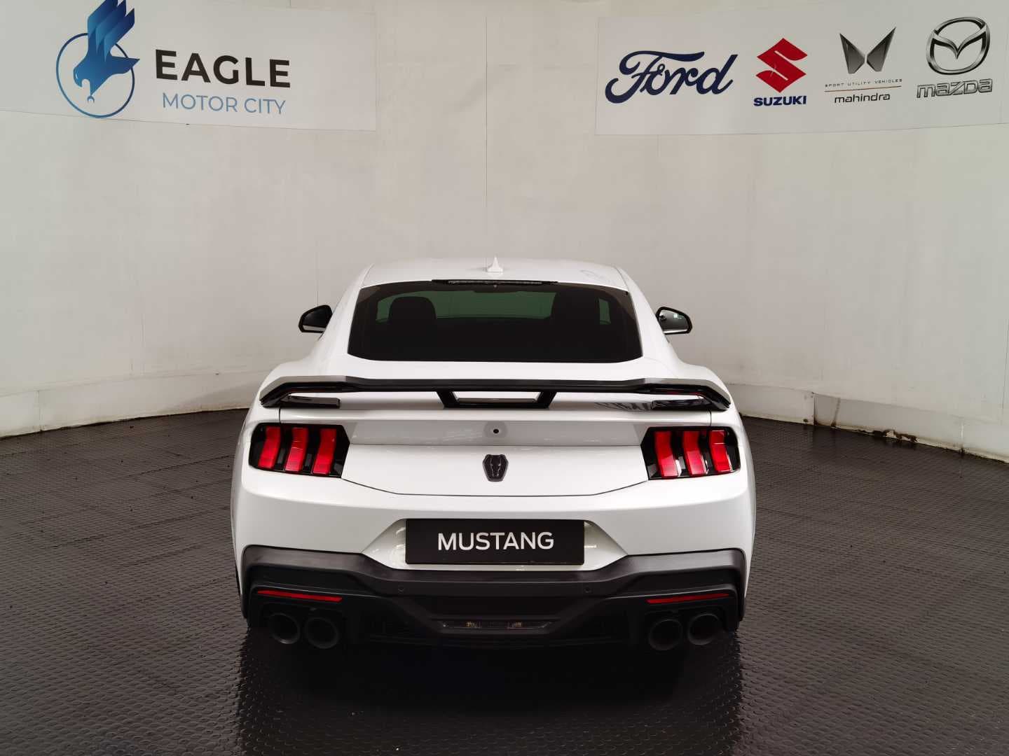 FORD MUSTANG 5.0 DARK HORSE A/T image 8