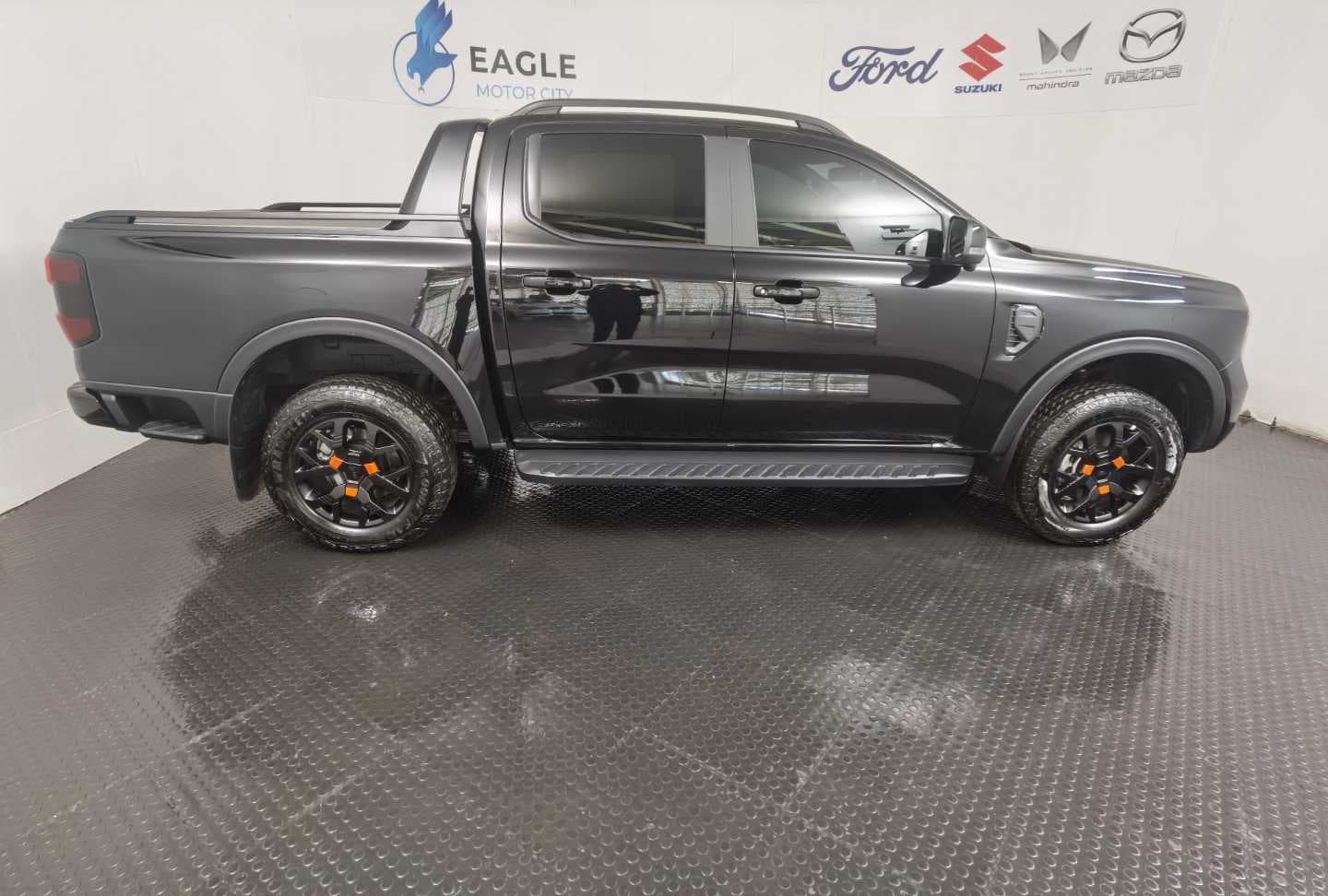 FORD RANGER 2.3 WILDTRAK A/T D/C P/U image 3