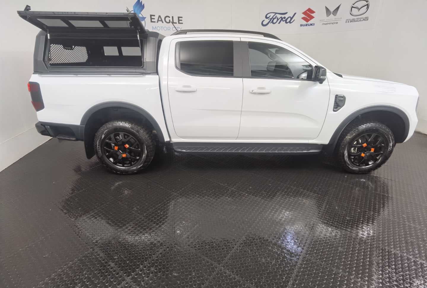 FORD RANGER 3.0D V6 WILDTRAK A/T 4X4 D/C P/U image 11