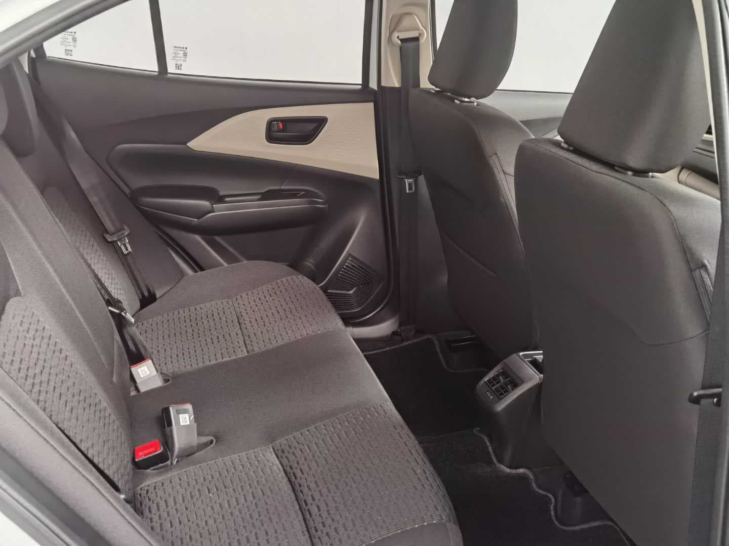 SUZUKI DZIRE 1.2 GA image 20