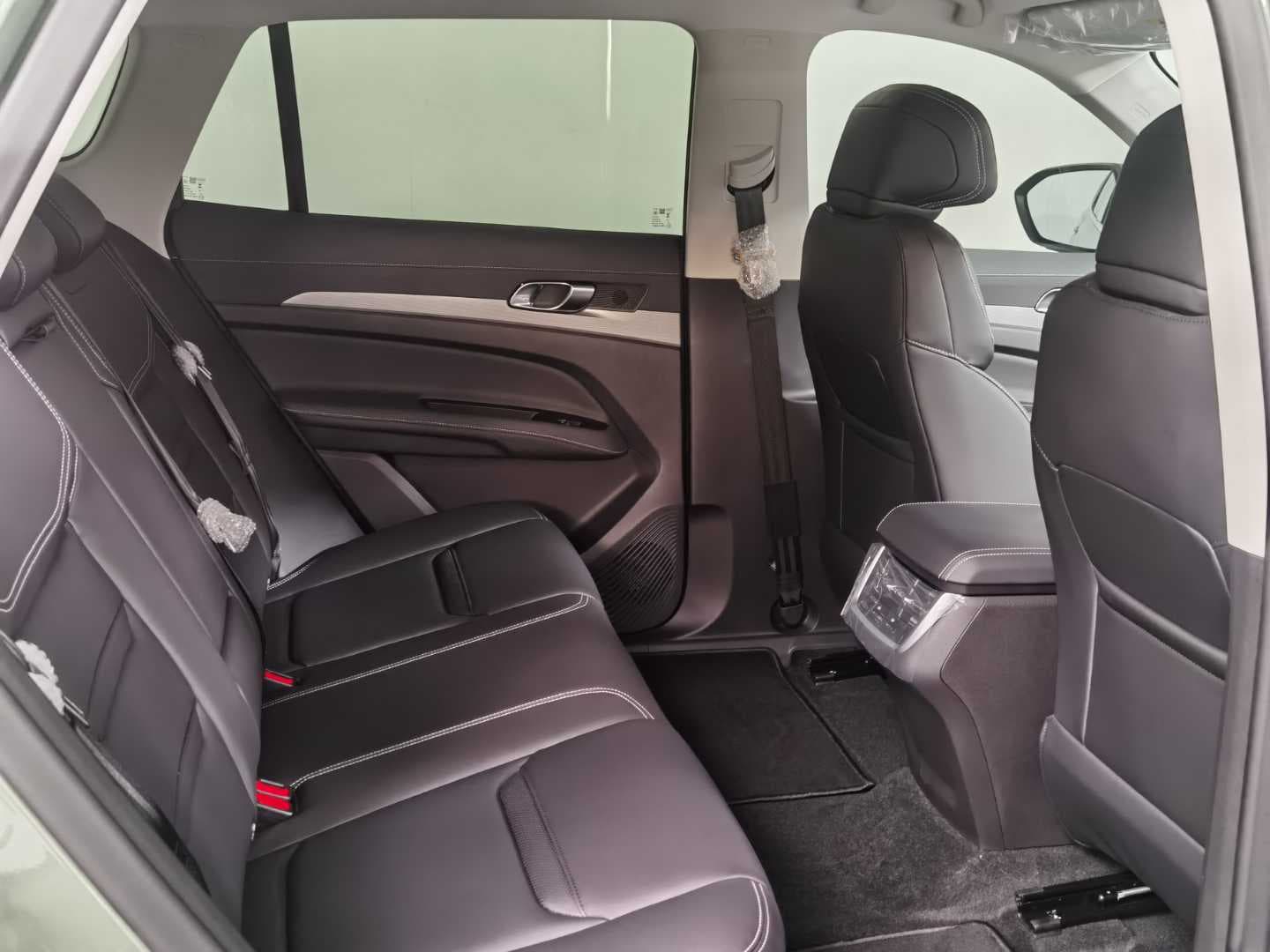 FORD TERRITORY TREND 1.8L ECOBOOST A/T image 21