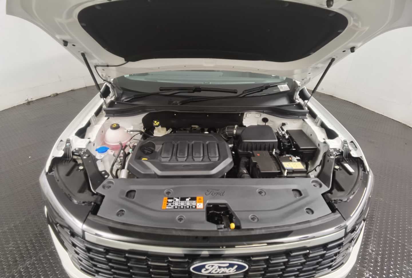 FORD TERRITORY TREND 1.8L ECOBOOST A/T image 4