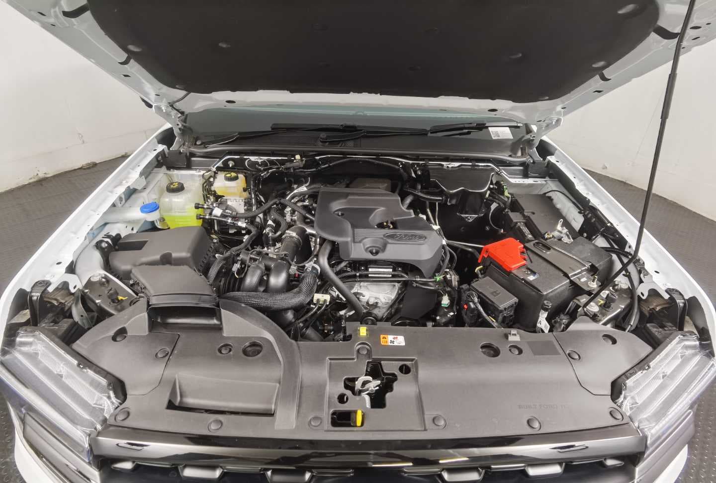 FORD RANGER 2.3 SPORT A/T SUPER CAB P/U image 5