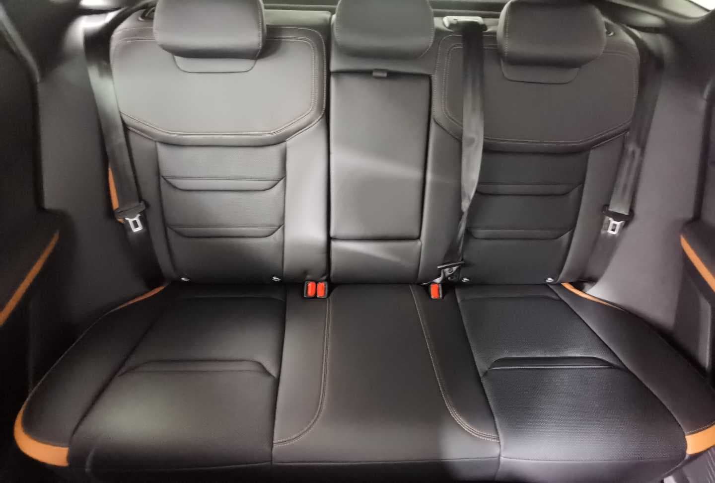 FORD TERRITORY TITANIUM 1.8L ECOBOOST A/T image 19