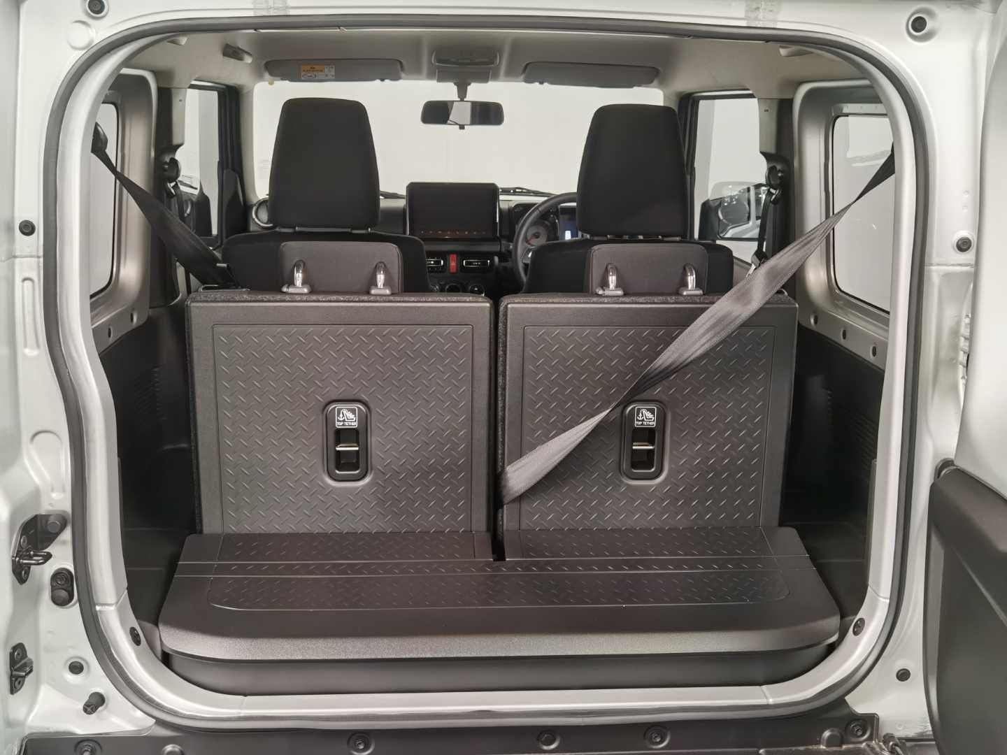 SUZUKI JIMNY 1.5 GLX image 7