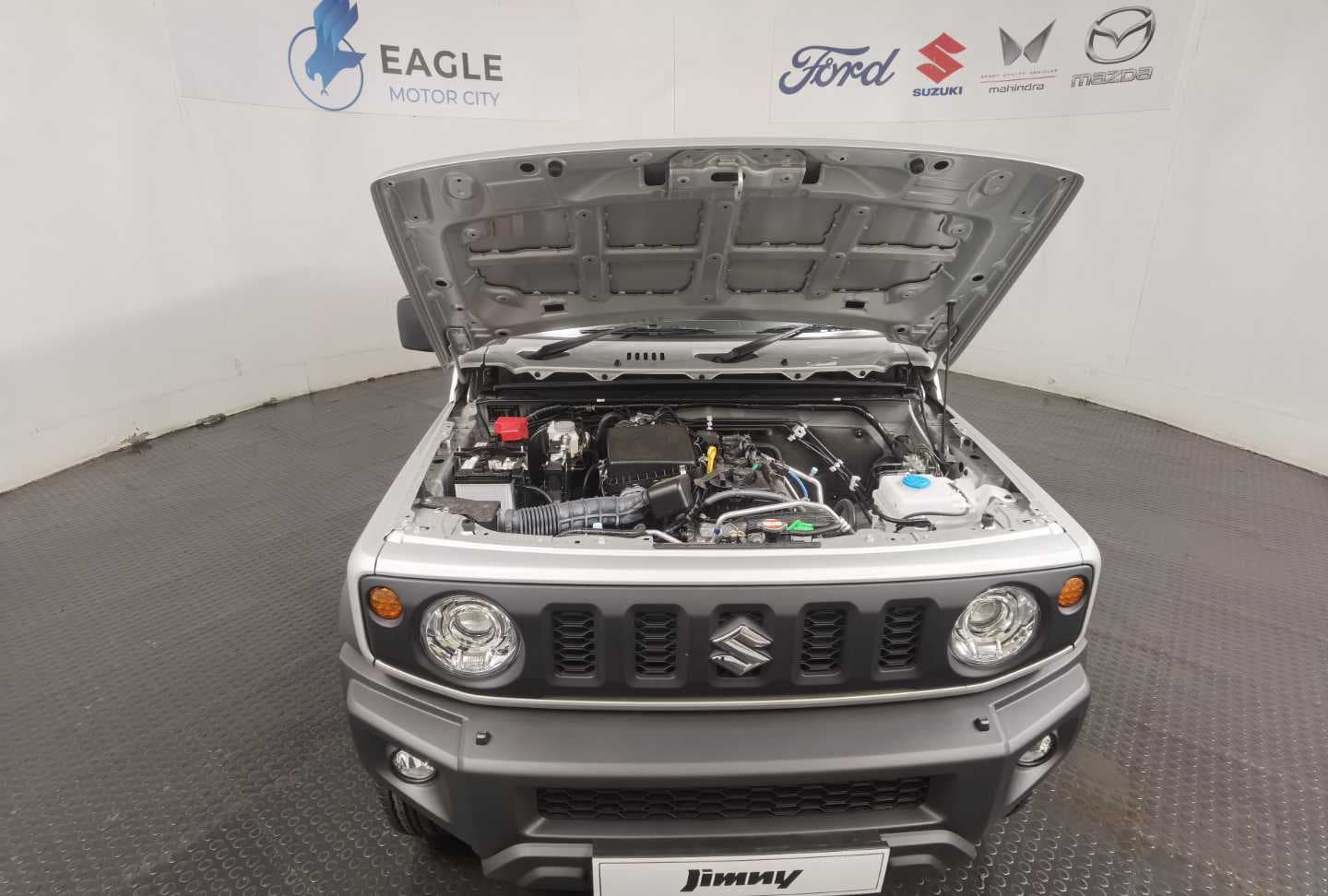 SUZUKI JIMNY 1.5 GLX image 4
