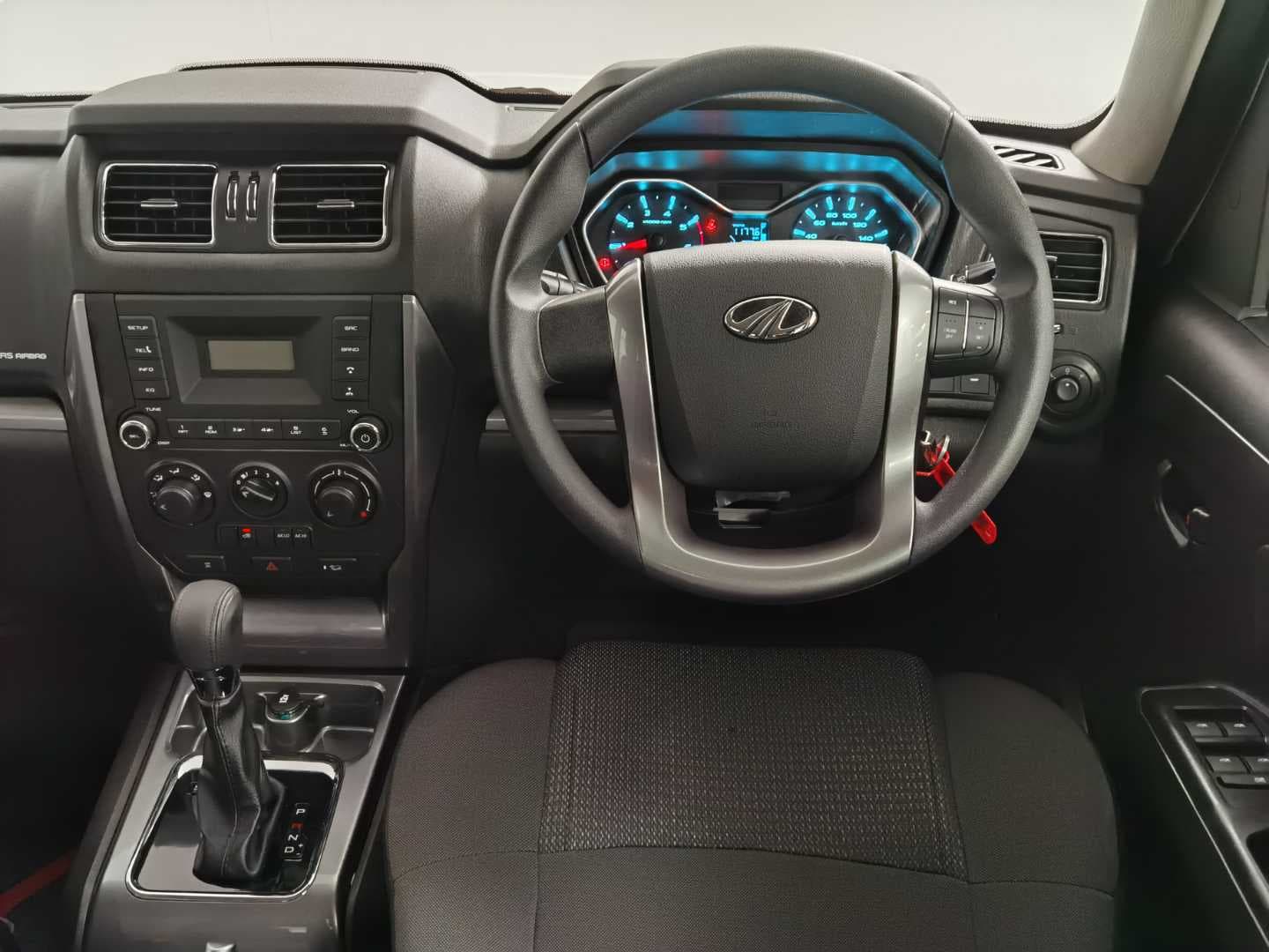 MAHINDRA PIK UP 2.2 mHAWK S6 KAROO A/T P/U D/C image 19