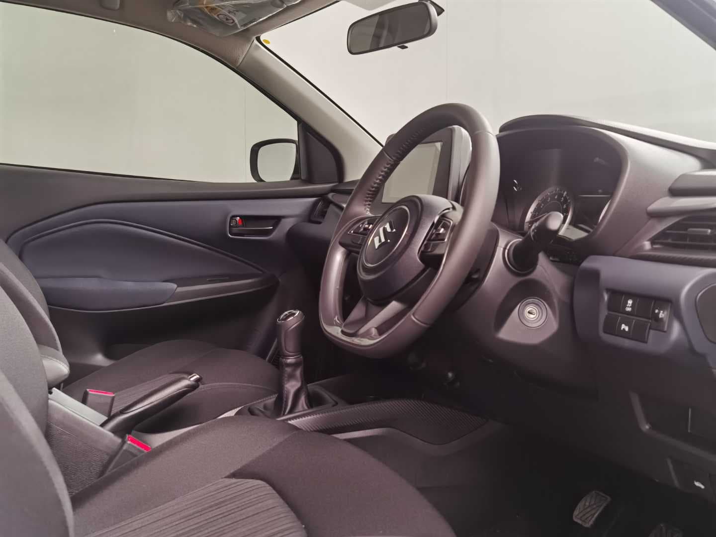 SUZUKI BALENO 1.5 GL image 17