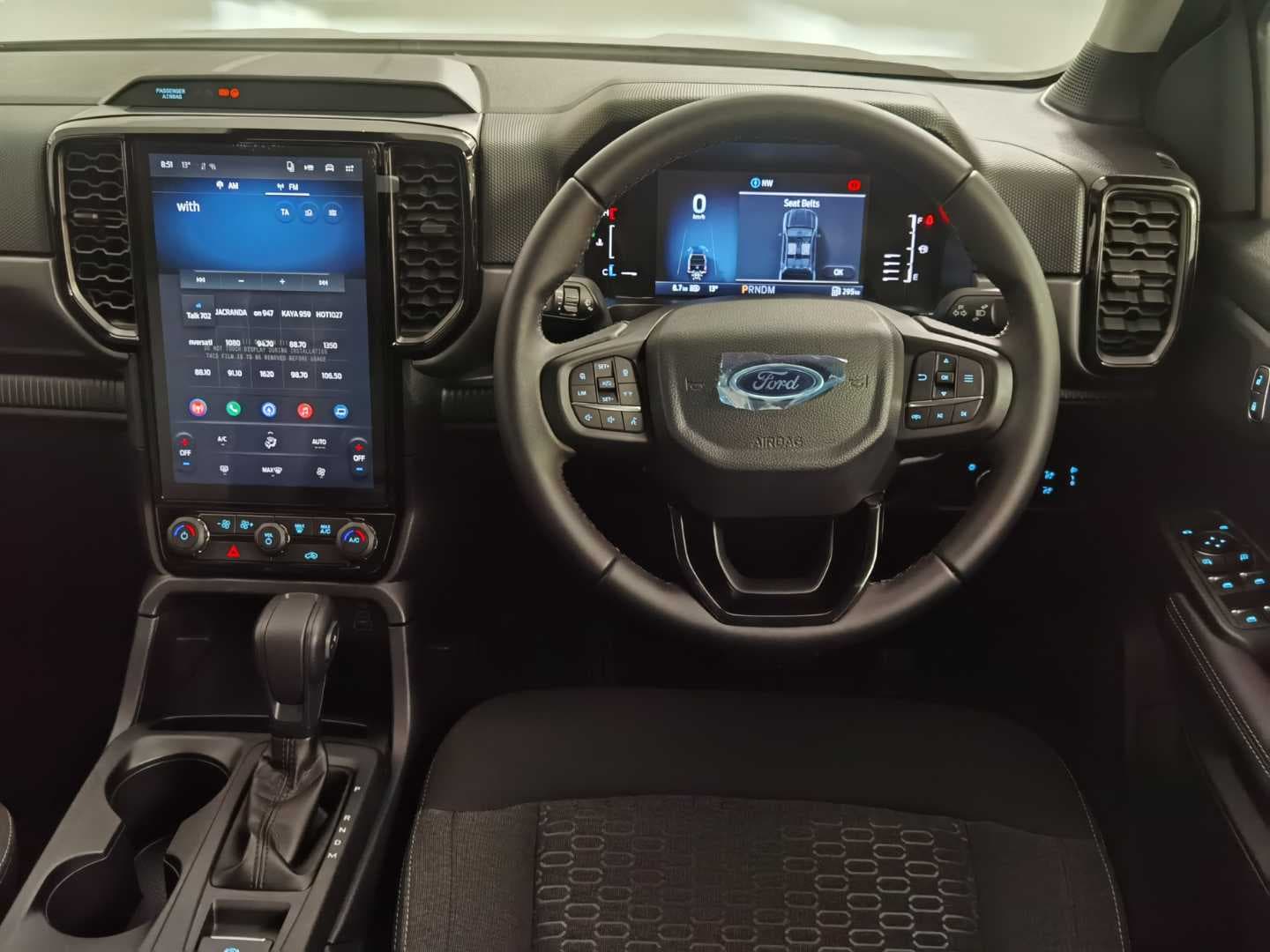FORD RANGER 2.0D SIT XLT A/T D/C P/U image 18