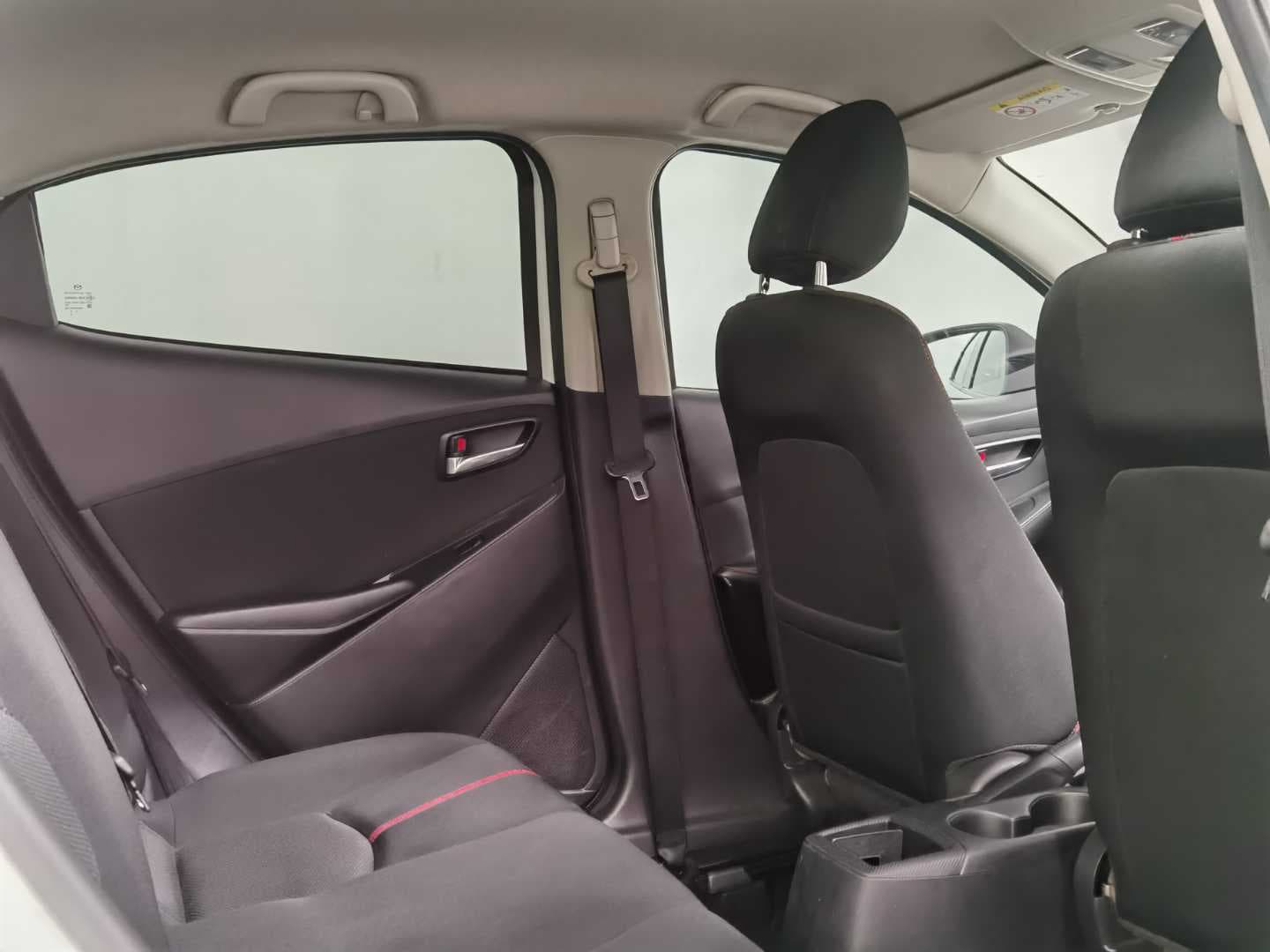 MAZDA MAZDA2 1.5 INDIVIDUAL A/T 5DR image 13
