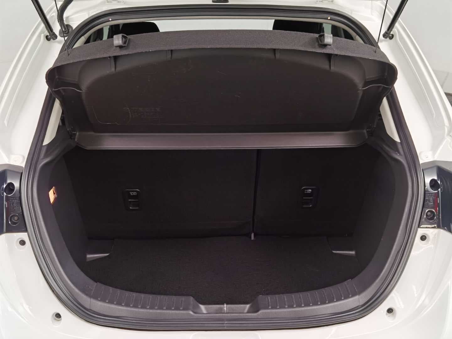 MAZDA MAZDA2 1.5 INDIVIDUAL A/T 5DR image 5
