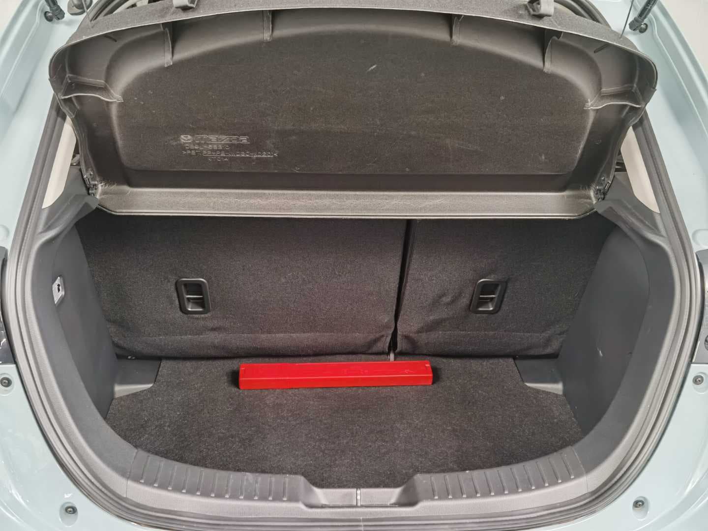 Mazda 2 1.5 DYNAMIC A/T 5DR image 9
