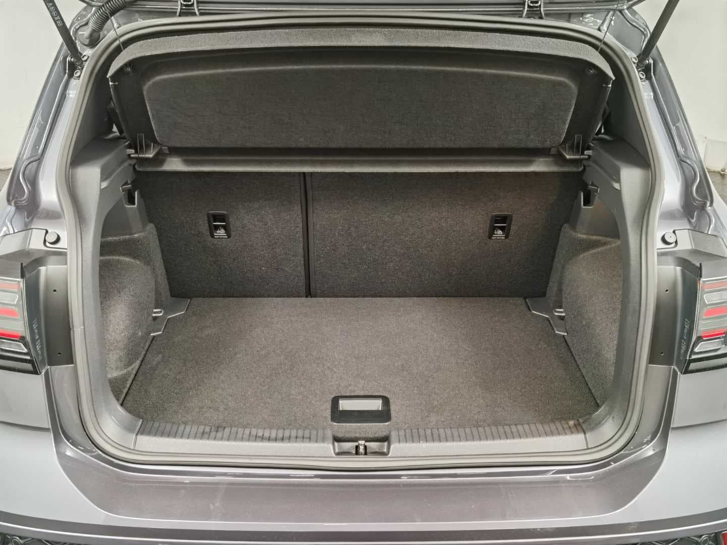 VOLKSWAGEN T-CROSS 1.0 TSI R-LINE DSG image 7