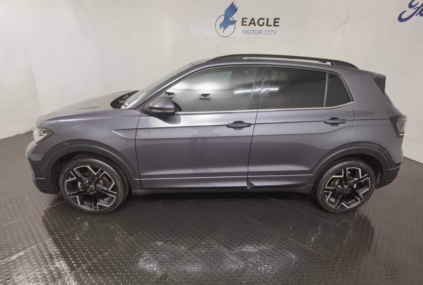 VOLKSWAGEN T-CROSS 1.0 TSI R-LINE DSG image 10