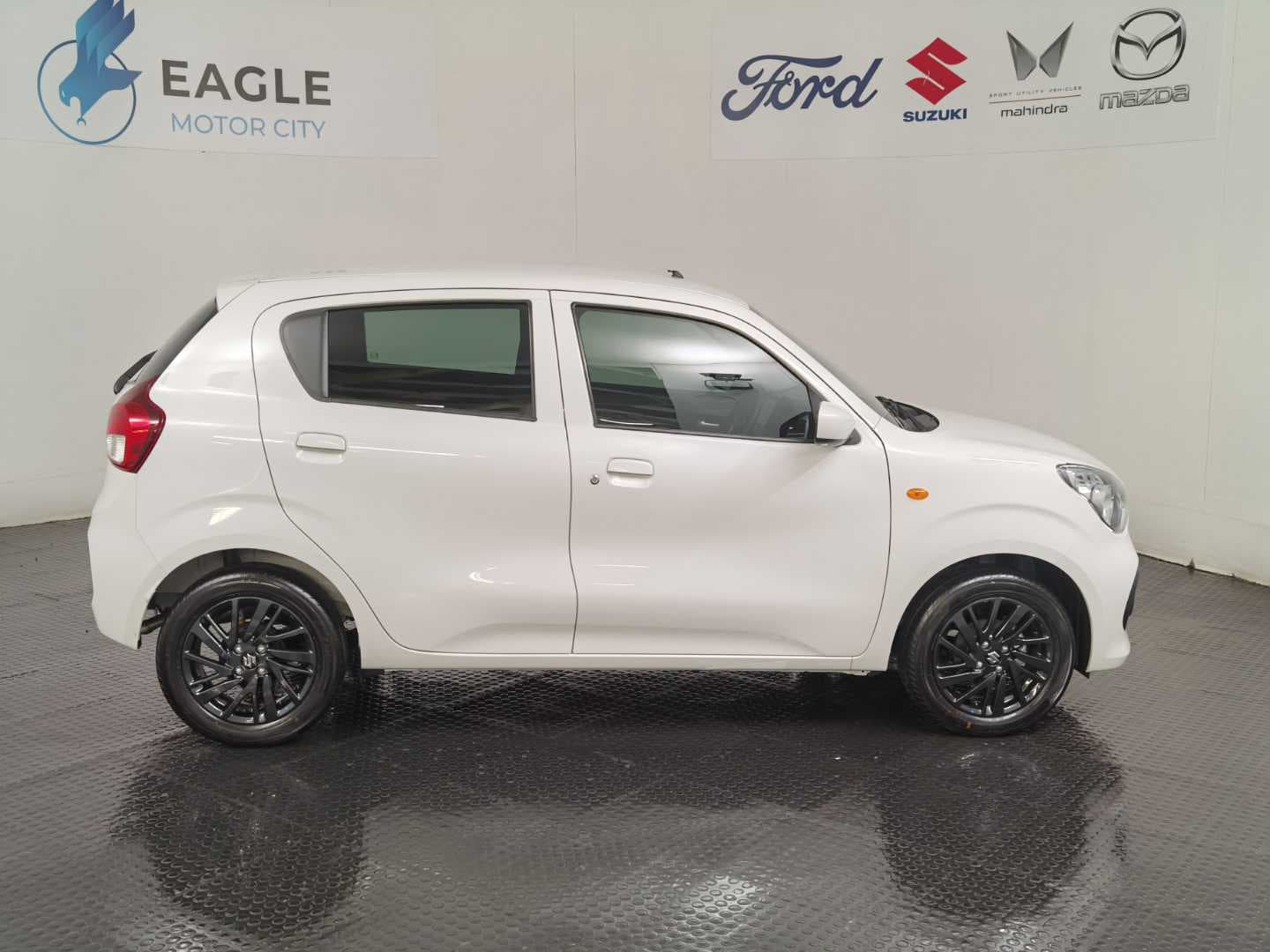 SUZUKI CELERIO 1.0 GL AMT image 9