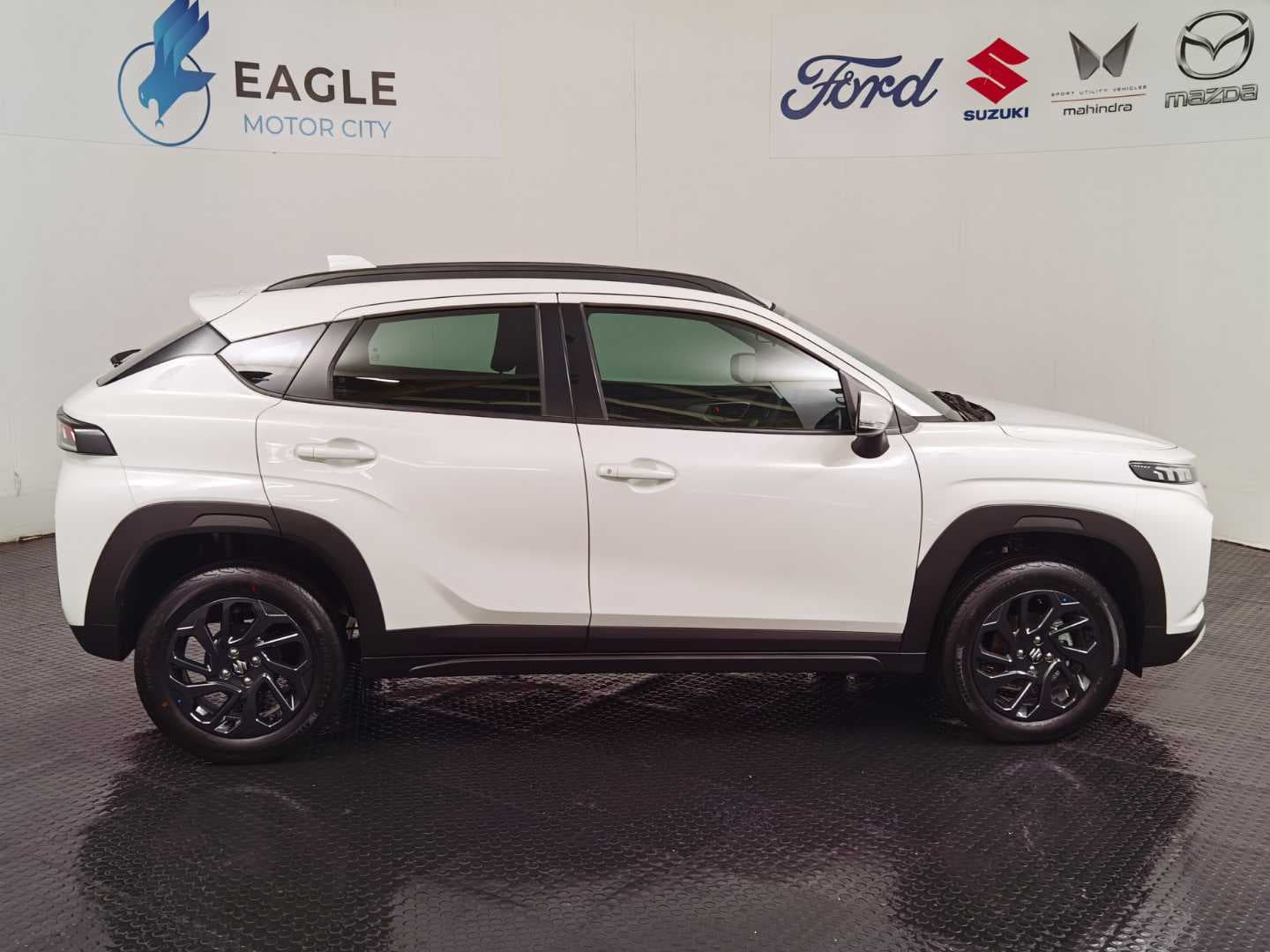 SUZUKI FRONX 1.5 GL image 9