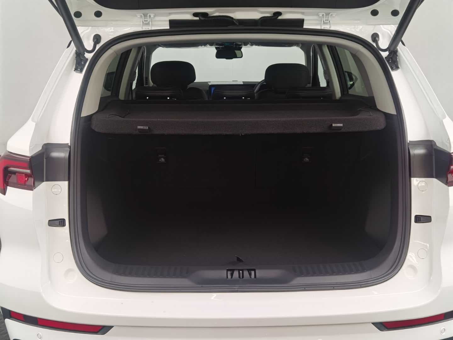 FORD TERRITORY TREND 1.8L ECOBOOST A/T image 7