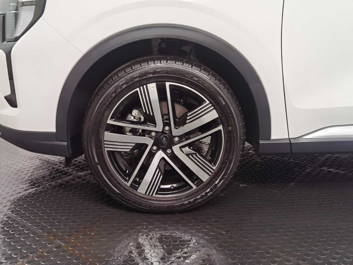 FORD TERRITORY TITANIUM 1.8L ECOBOOST A/T image 11