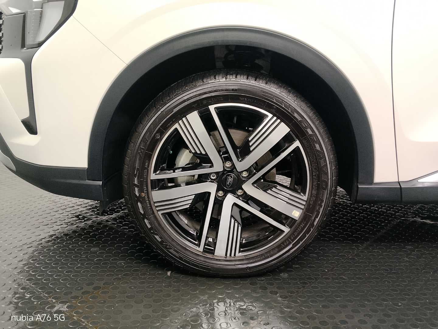 FORD TERRITORY TITANIUM 1.8L ECOBOOST A/T image 15