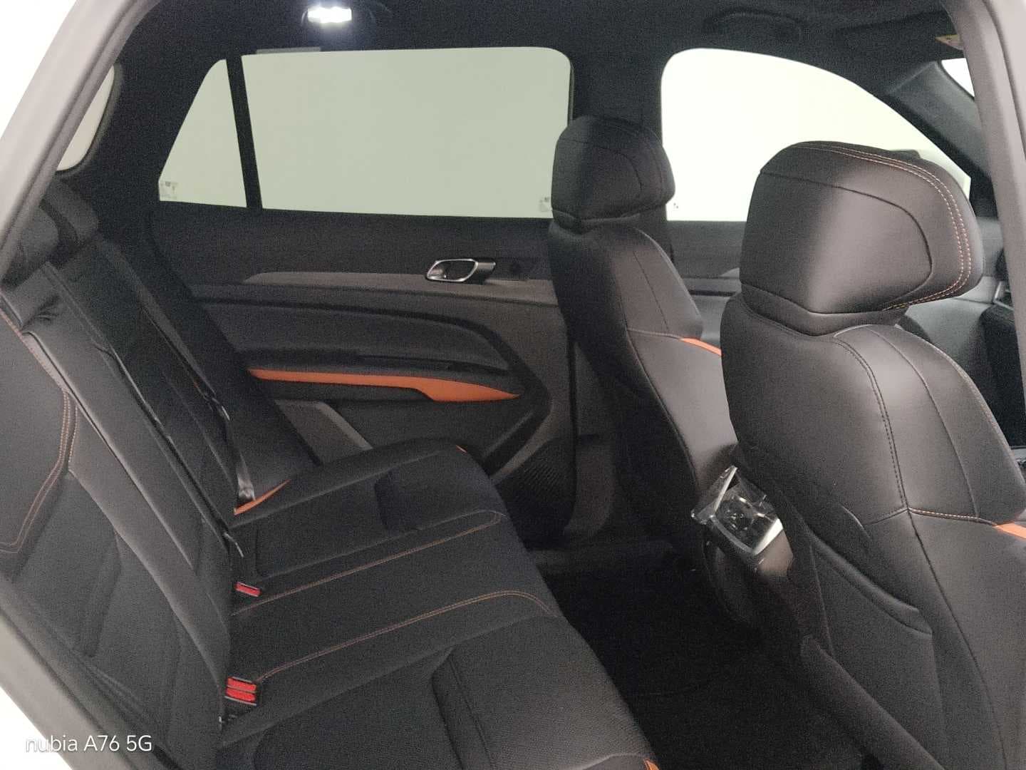 FORD TERRITORY TITANIUM 1.8L ECOBOOST A/T image 19