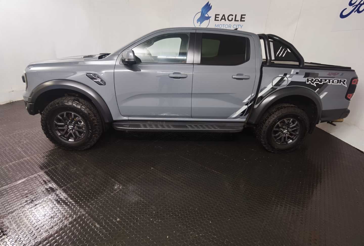 FORD RANGER 3.0 V6 BI TURBO ECOBOOST RAPTOR 4X4 A/T image 11