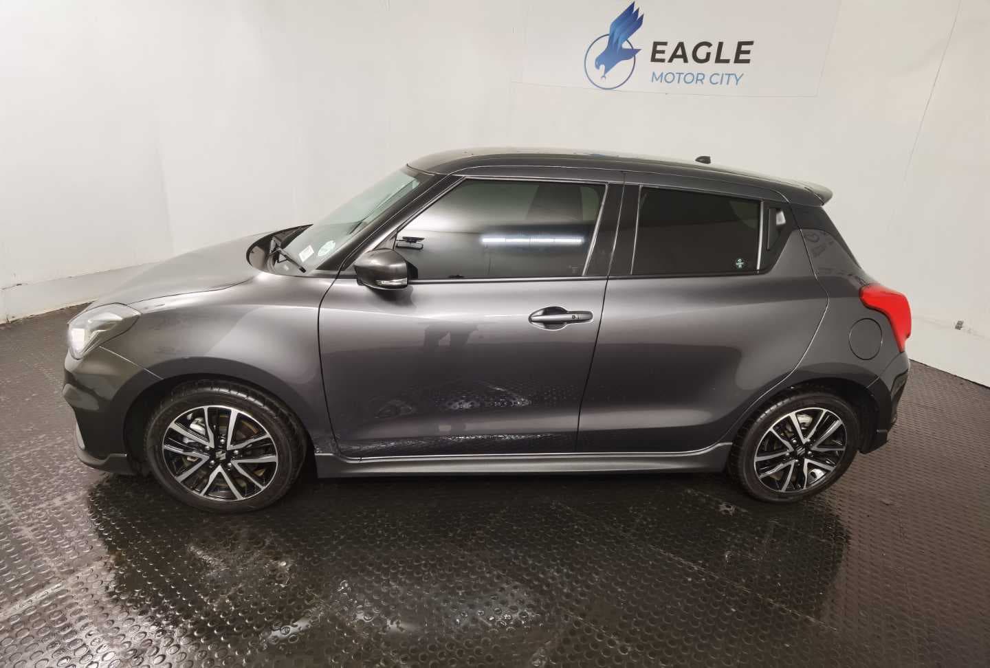 SUZUKI SWIFT 1.4T SPORT A/T image 11