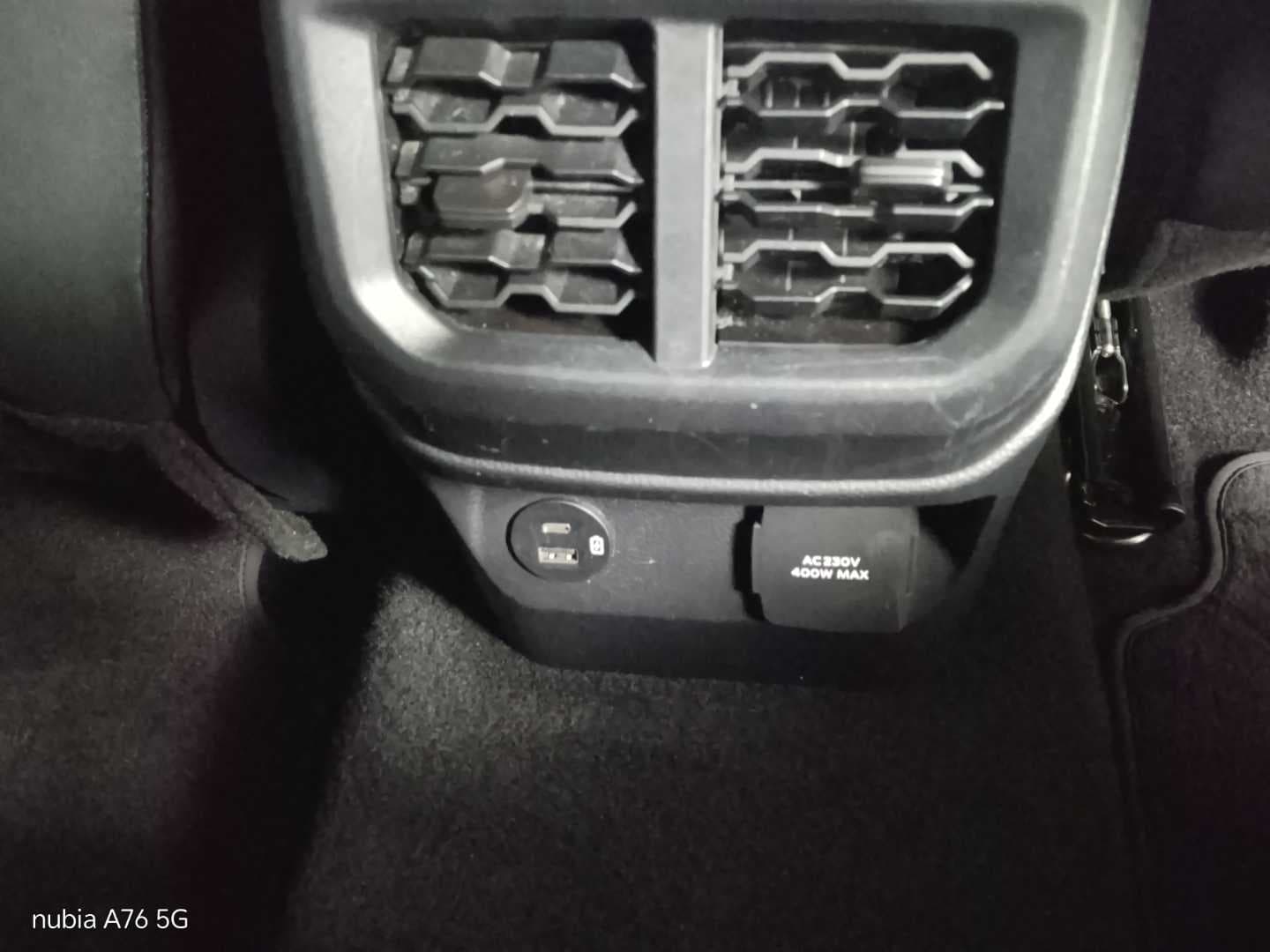 FORD RANGER 3.0D V6 WILDTRAK AWD A/T D/C P/U image 10