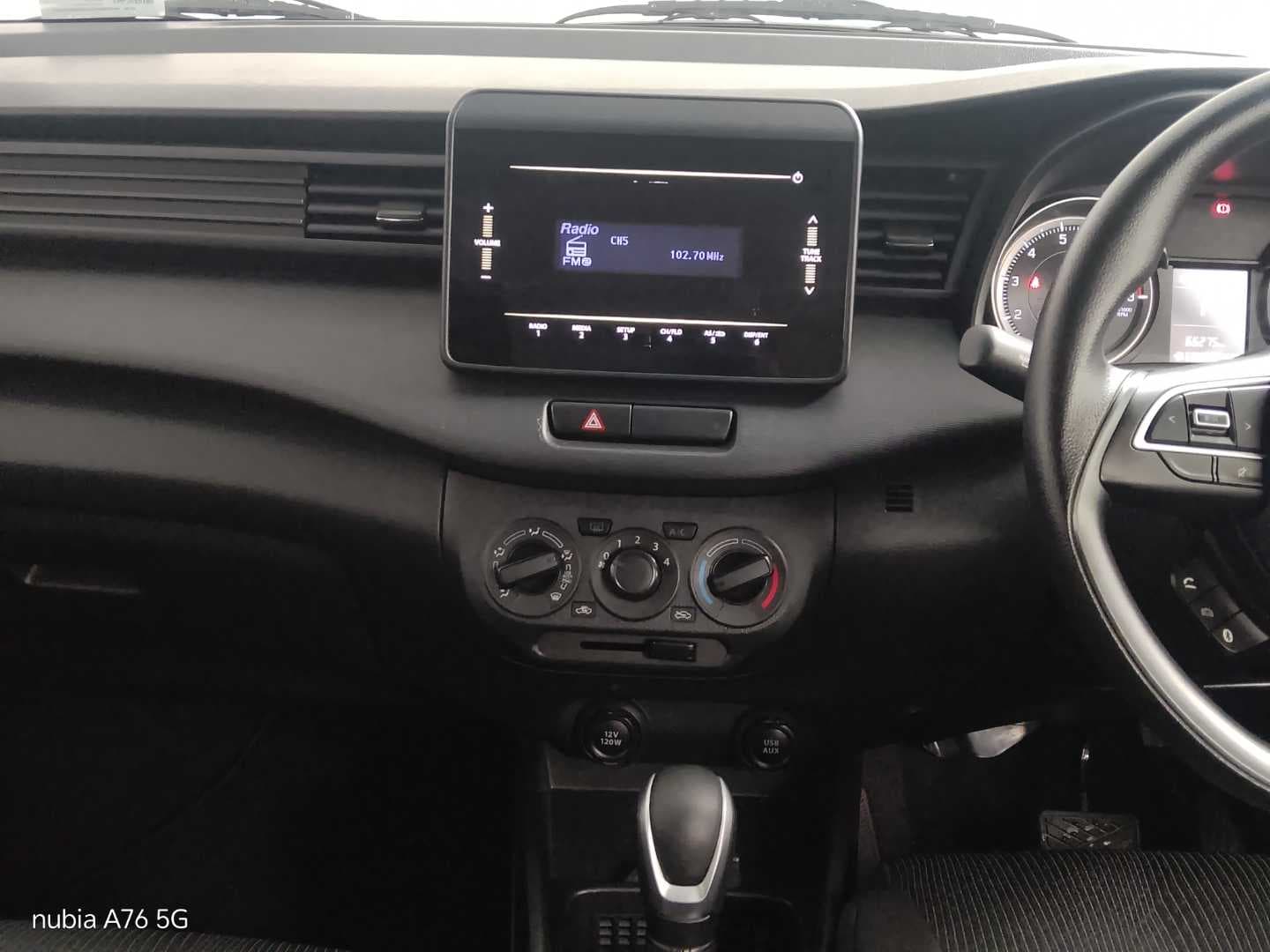 SUZUKI ERTIGA 1.5 GL A/T image 14
