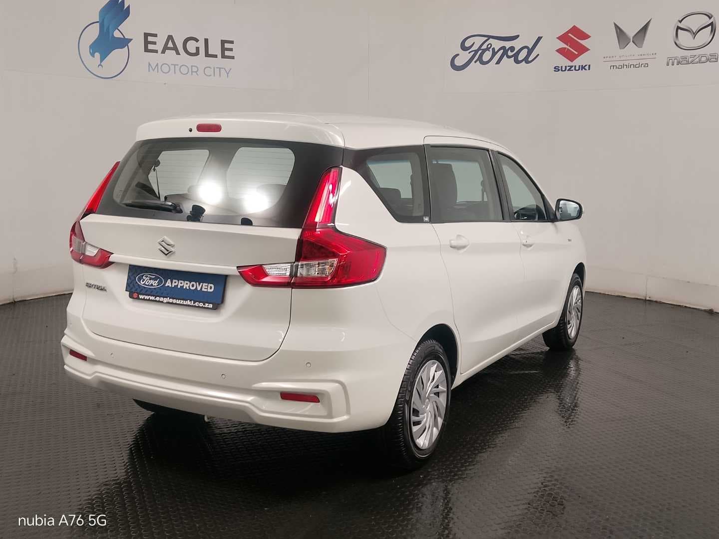 SUZUKI ERTIGA 1.5 GL A/T image 9