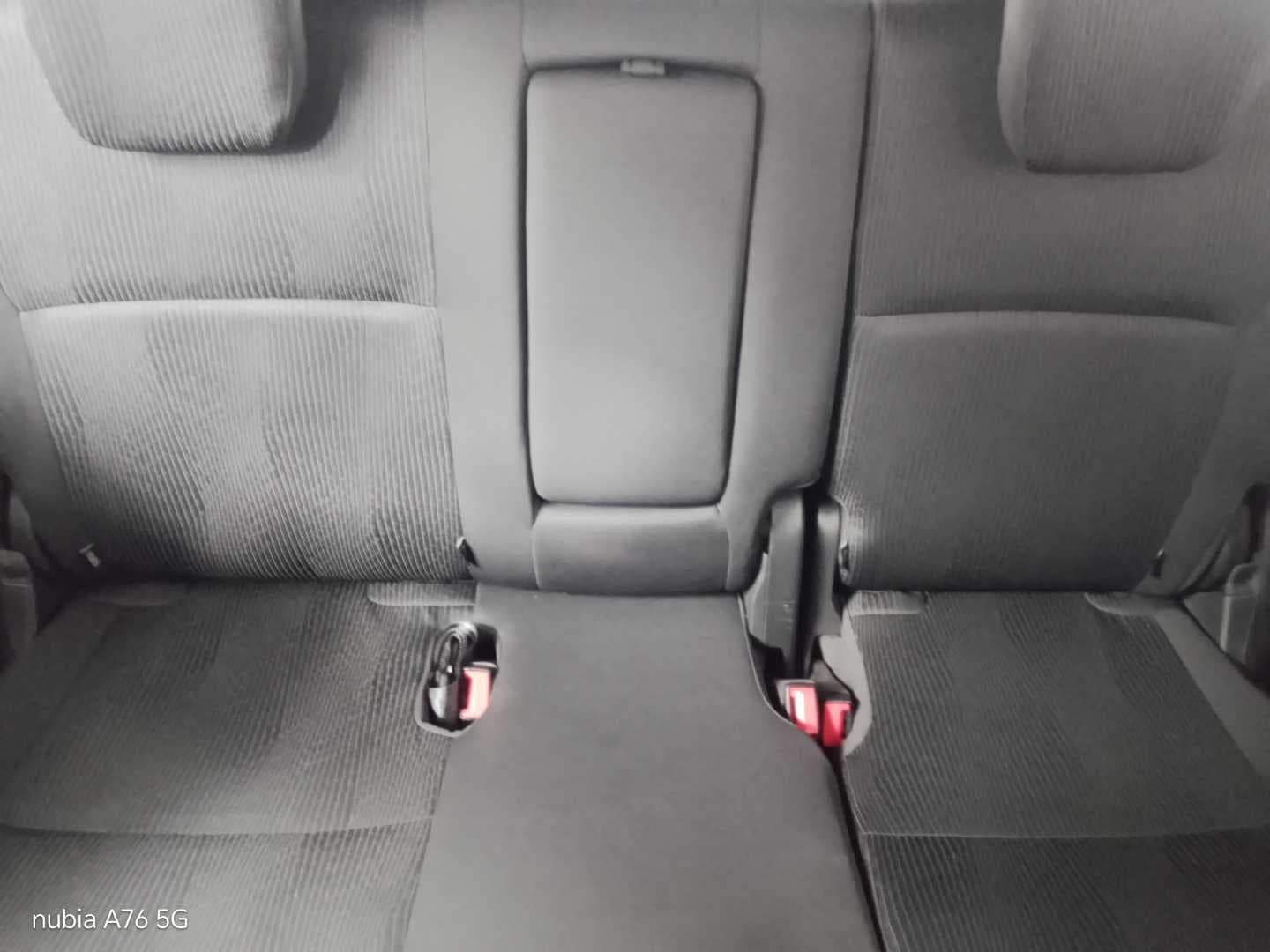SUZUKI ERTIGA 1.5 GL A/T image 20