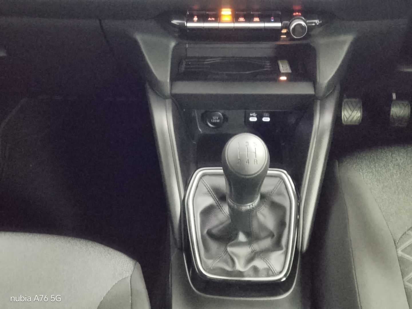 SUZUKI ACROSS 1.5 GL (MILD HYBRID) image 16