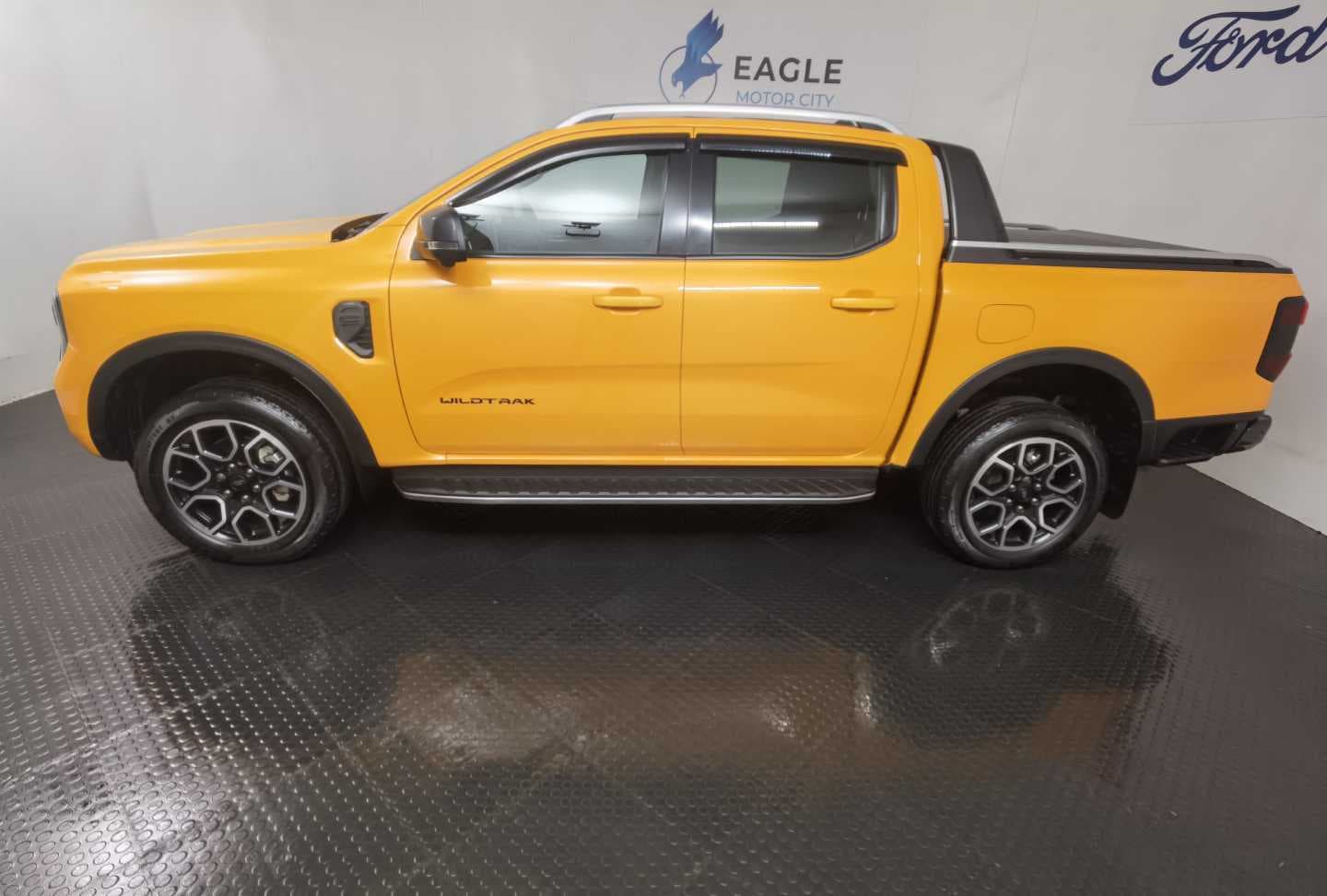 FORD RANGER 2.0D BI-TURBO WILDTRAK A/T D/C P/U image 10