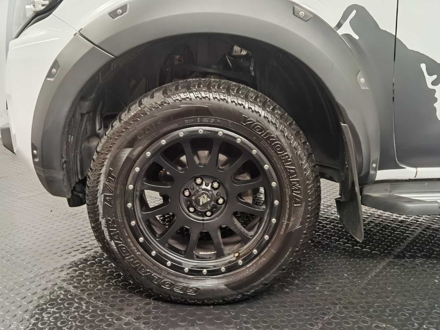 NISSAN NAVARA 2.5DDTI LE/LE PLUS 4X4 A/T D/C P/U image 14